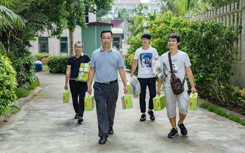 海南省农垦设计院工会开展“送清凉”活动